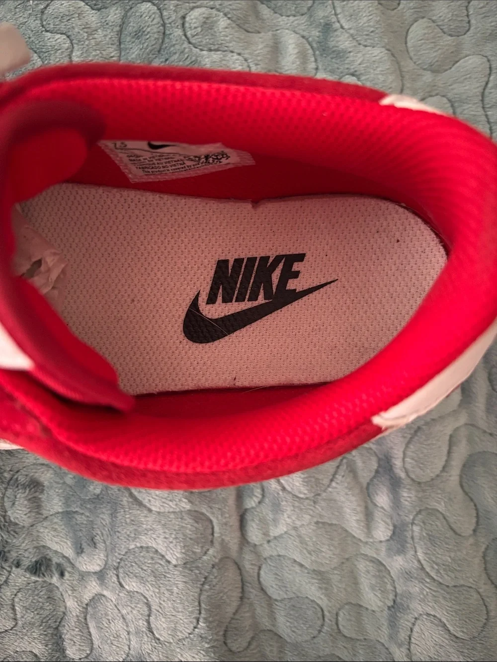 Nike Women’s Red Suede Sneakers retro style 2024